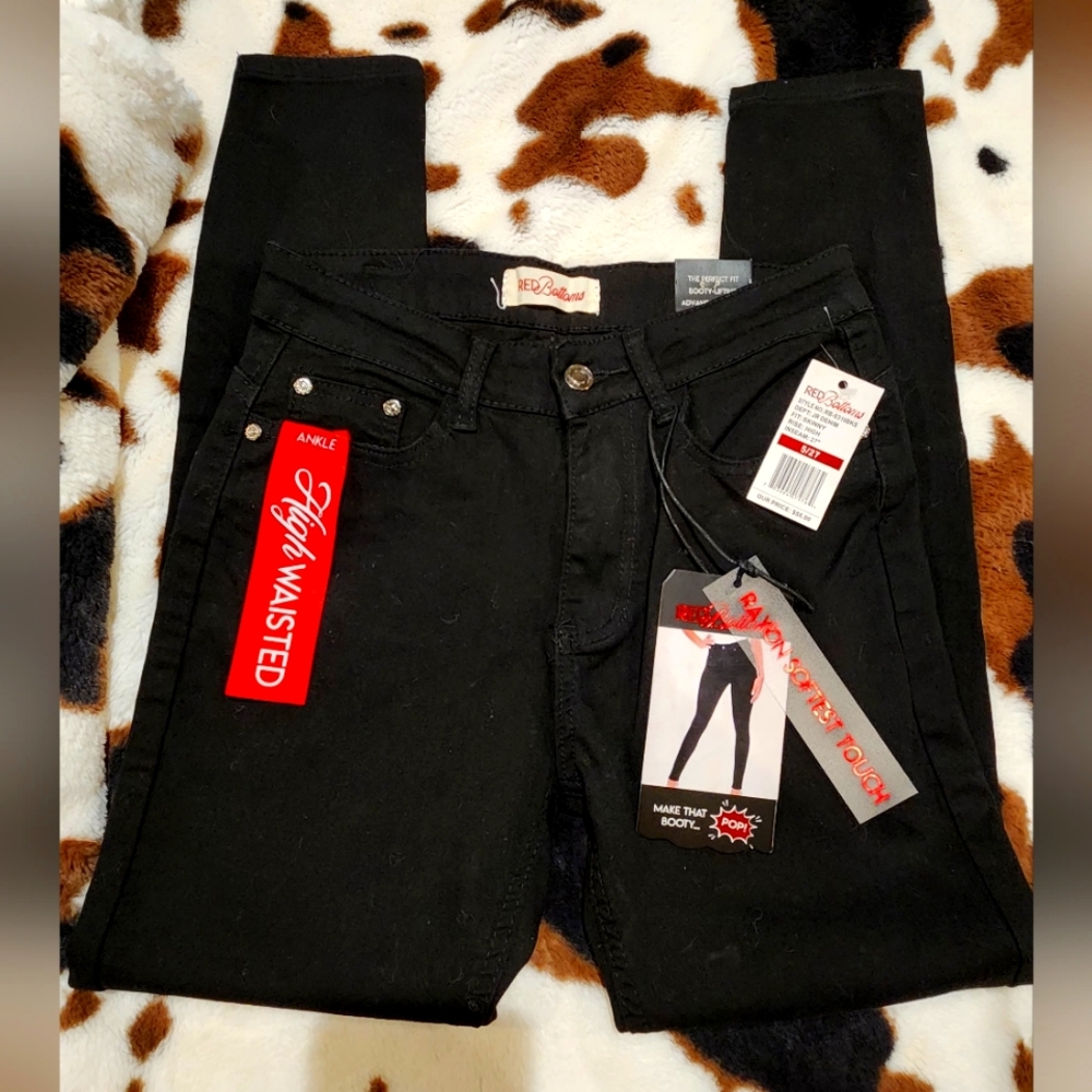 Red Buttons women's jeans